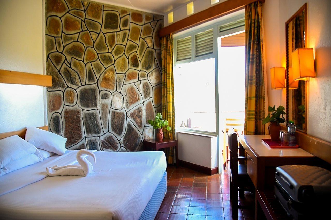 Ngulia Safari Lodge Tsavo Exterior foto